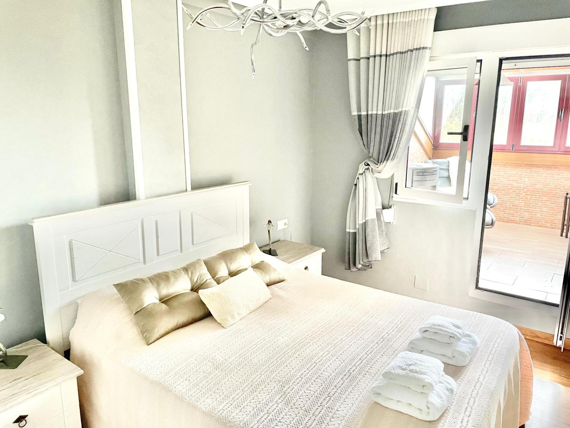 Appartement Atico El Trasgu à Raices Nuevo Extérieur photo